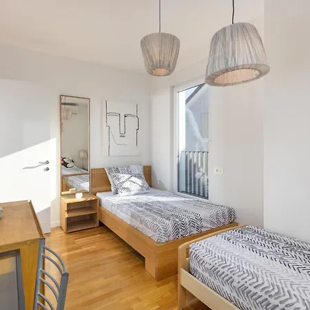 3 Bedroom Gorgeous In Casa vacanze Crikvenica