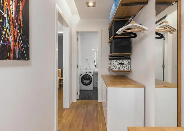 بيت للعطل 3 Bedroom In *
